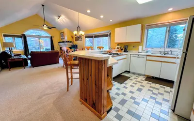 Photo 2 - Fv36 Sunny and Homey Fairway Village Townhome Right on the Mount Washington Hotel Golf Course AC!