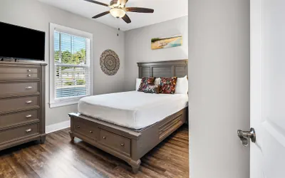Photo 5 - 2BR Near Gulf Place w/ Pool, Grill + Free Tickets: Dolphin Cruise & More!
