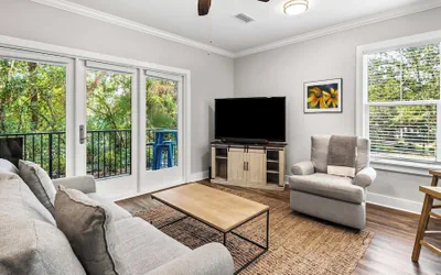 Photo 2 - 2BR Near Gulf Place w/ Pool, Grill + Free Tickets: Dolphin Cruise & More!