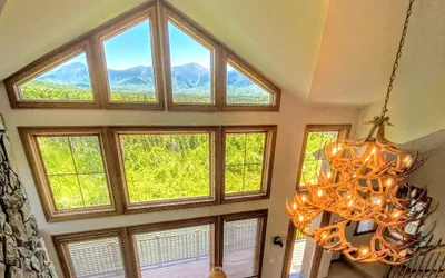 Photo 2 - MM1 Luxury Home, Walk to Mount Washington Hotel! AC, Heated Floor, Stunning Views Pool Gym!
