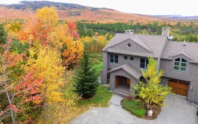 MM1 Luxury Home, Walk to Mount Washington Hotel! AC, Heated Floor, Stunning Views Pool Gym!