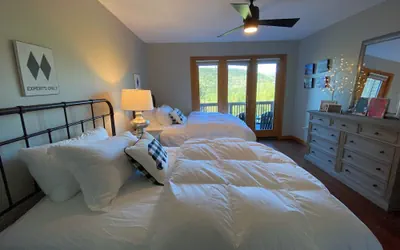 Photo 5 - Villa with free parking!