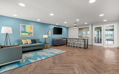 Photo 4 - Woodspring Suites Manteca - Stockton South