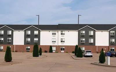 Jacksonville Inn & Suites