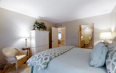 Photo 4 - Dog-friendly Oceanfront Getaway With Shared Pool & Central AC