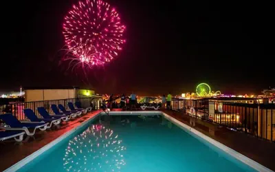 Photo 3 - Premiere Motor Inn