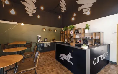 Photo 3 - The Outrider Hotel