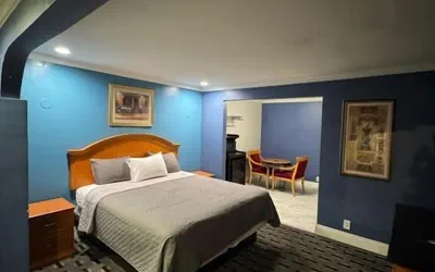 Photo 2 - Sunset inn &Suites