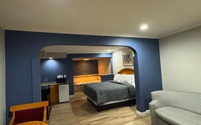 Photo 3 - Sunset inn &Suites