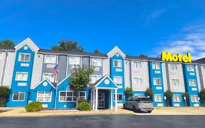 Photo 2 - Budgetel Inn Birmingham
