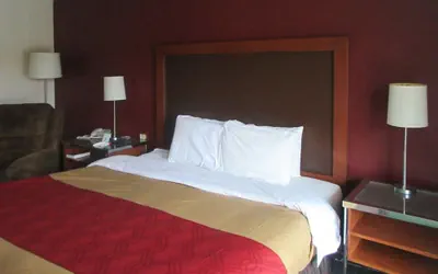 Photo 5 - Zanesville Inn