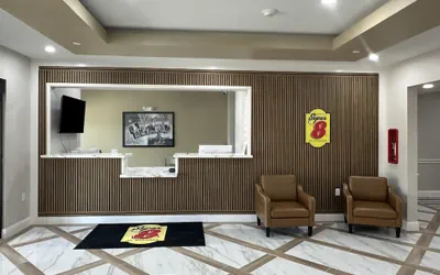 Photo 2 - Super 8 By Wyndham Baytown