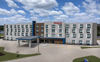 Photo 2 - Hampton Inn By Hilton East Peoria