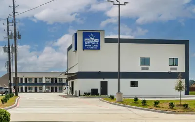 Photo 2 - Americas Best Value Inn & Suites Tomball Grand Parkway