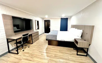 Photo 2 - Economy Suites Springfield - Fairgrounds