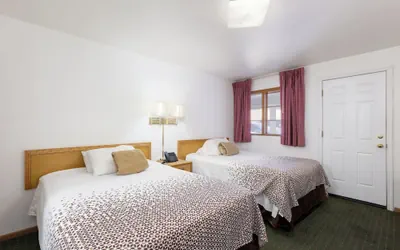 Photo 5 - Holiday Motel