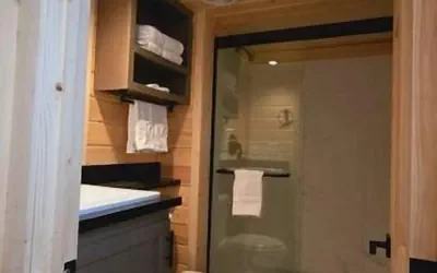 Photo 5 - Luxury Cabin with Mountain View 2B