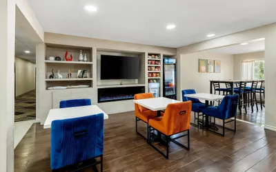 Photo 4 - Sonesta Essential Hotels Longview