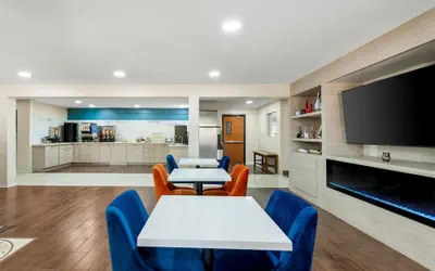 Photo 5 - Sonesta Essential Hotels Longview