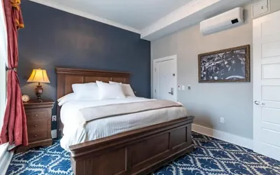 Photo 3 - Hotel St. Cloud