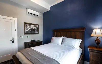 Photo 2 - Hotel St. Cloud