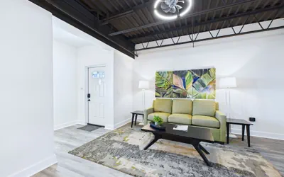 Photo 4 - Loft Getaway Near Port Beach -unit 203