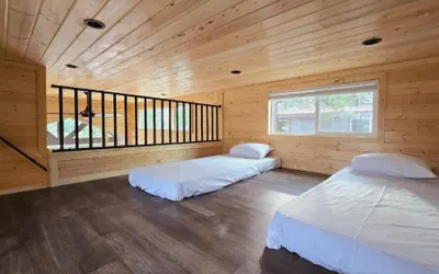 Photo 2 - Luxury Cabin with Mountain View 4A