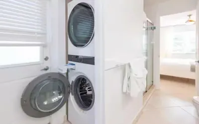 Photo 4 - Hutchinson Island Beach Retreat | Pets Welcome