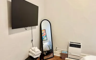 Photo 3 - GORGEOUS 3 BEDROOM IN DOWNTOWN