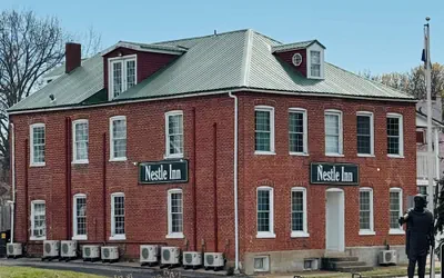 Photo 2 - Nestle Inn