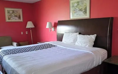 Photo 3 - Fairway Inn Baytown- La Porte. Tx.