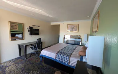 Photo 3 - Cloud 9 Motel Cypress Buena Park