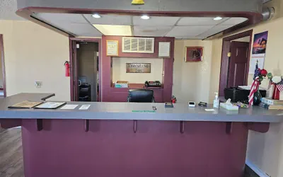 Photo 3 - Executive Inn