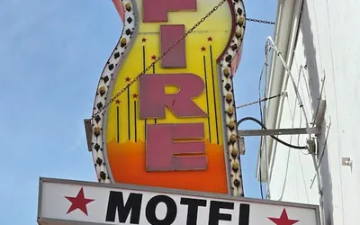 Starfire Motel