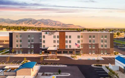 Photo 2 - LivSmart Studios by Hilton Salt Lake City West Valley City