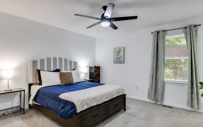 Photo 2 - Tranquil Hideaway Home - Pet-friendly