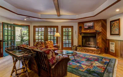 Photo 3 - Kilauea Lodge and Restaurant