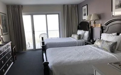 Photo 4 - Ocean Surf Resort