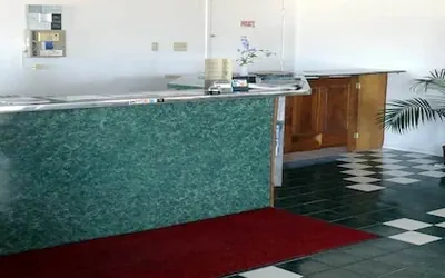 Photo 4 - Sagamar Inn