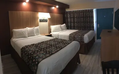 Photo 4 - Seahorse Inn