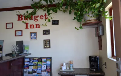 Photo 4 - Budget Inn of Needles