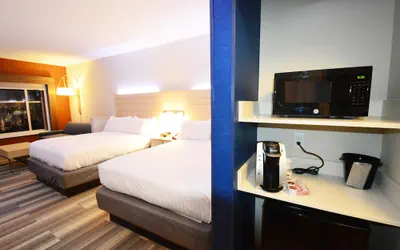 Photo 5 - Holiday Inn Express & Suites Toledo South - Perrysburg by IHG