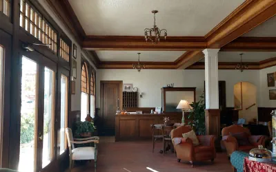 Photo 3 - Winnedumah Hotel
