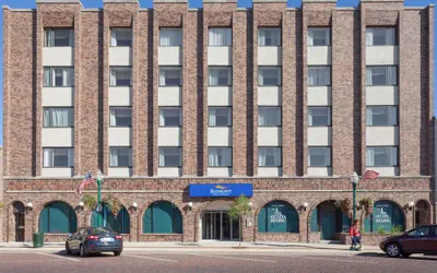 Baymont by Wyndham Delavan Near Lake Geneva