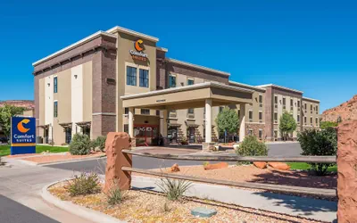 Photo 2 - Comfort Suites Kanab National Park Area