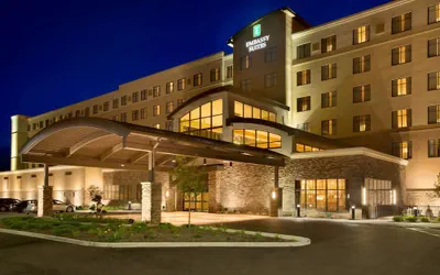Photo 2 - Embassy Suites by Hilton Akron Canton Airport