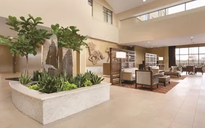 Photo 4 - Embassy Suites by Hilton Akron Canton Airport
