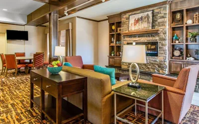 Photo 5 - MainStay Suites Watford City - Event Center