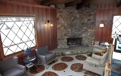 Photo 4 - Bluebird Inn