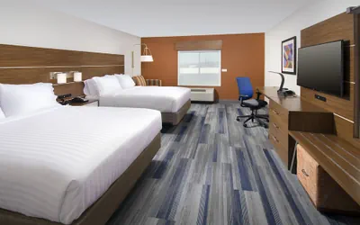 Photo 3 - Holiday Inn Express & Suites New Braunfels by IHG
